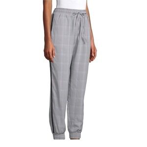Designer Walter Baker Gray Women's Jogger Pants.